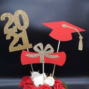Decoraciones de fiesta de graduación, 2023 Centros de Graduación, Grado  Cap, Diploma, Clase de 2023, Decoraciones de graduación baile 2023