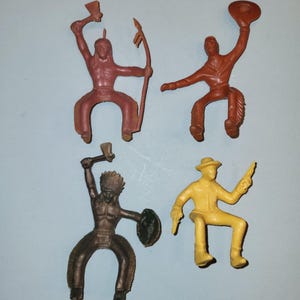 Marx Toys 1960&#39;s Set Cowboys/Indians - Set Of 4