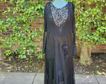 1920's Dress - Antique Black Dress-  Size 4-6 - Black with Lace