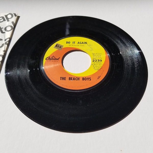 The Beach Boys - Do It Again/Wake The World - 45 rpm record on Capitol