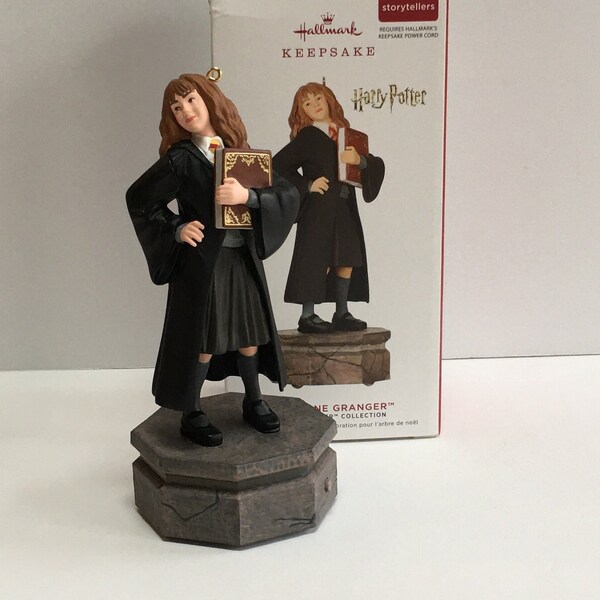 Hallmark Keepsake HERMIONE GRANGER Ornament from the Harry Potter Collection