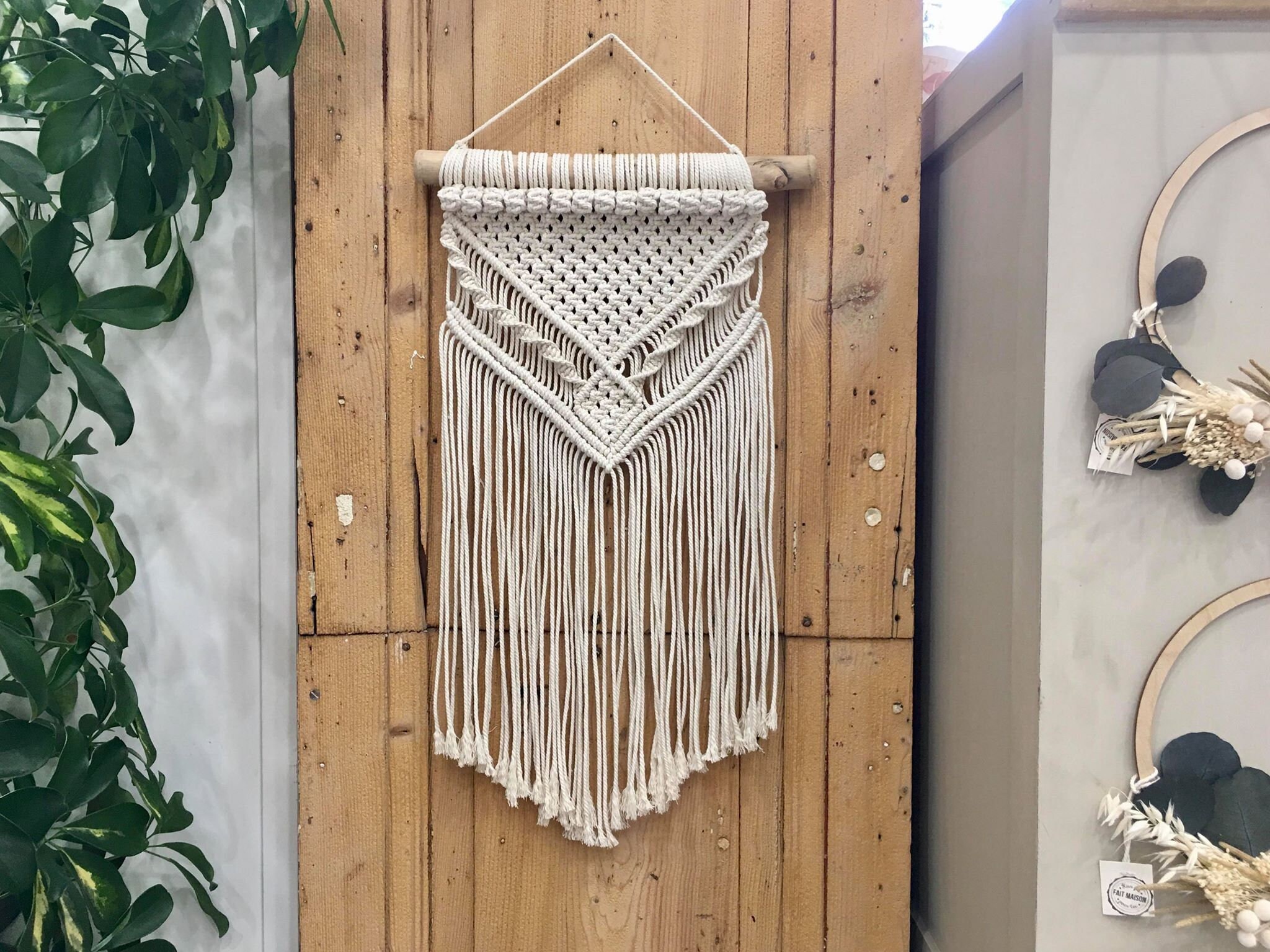 Macramé Mural sur Bois Flotté Pour La Décoration