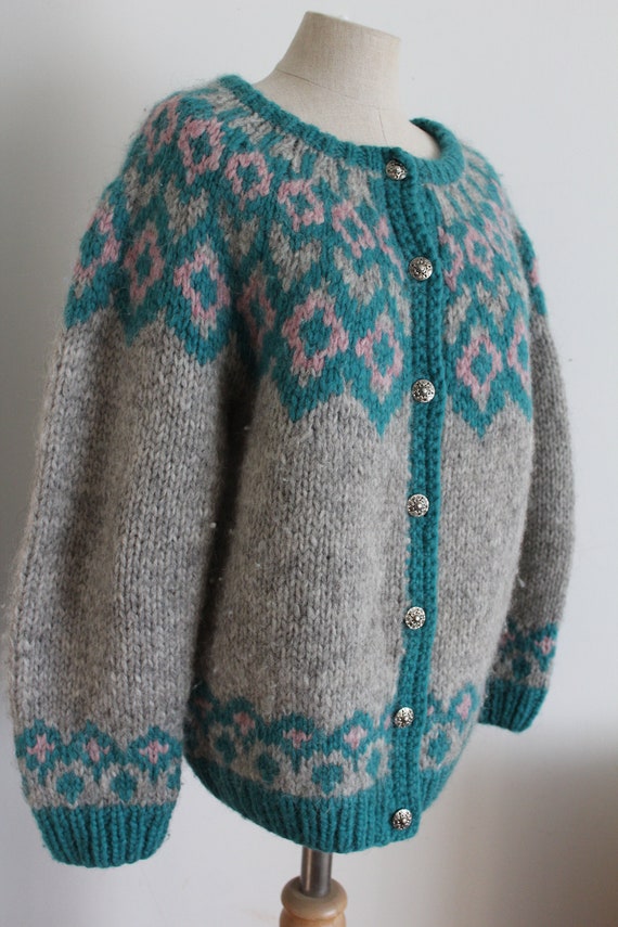 Icelandic Lopapeysa Sweater Hand Knit Cardigan