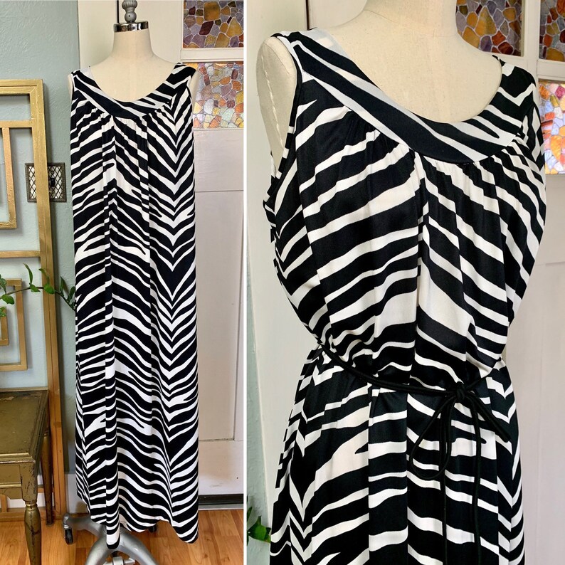 Vintage 70s Zebra Print Nightgown by Boutique New York M L
