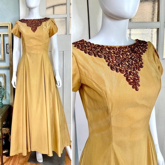 True Vintage 60s Small Emma Domb gold with sequin… - image 1