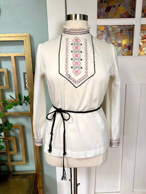 Vintage 60s Folkloric Inspired Embroidered Blouse