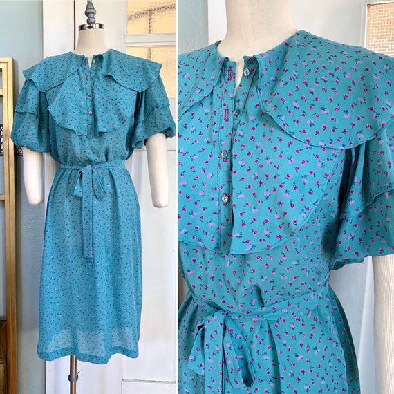 Vintage 1970s Blue Floral Ditsy Print Cotton Day Dress       Size 10 UK    6US
