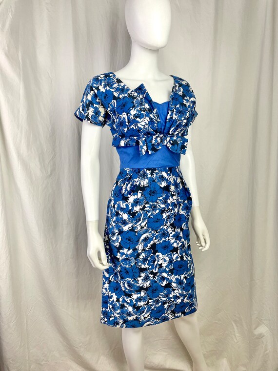 True Vintage 50s XSmall blue floral cotton wiggle… - image 2