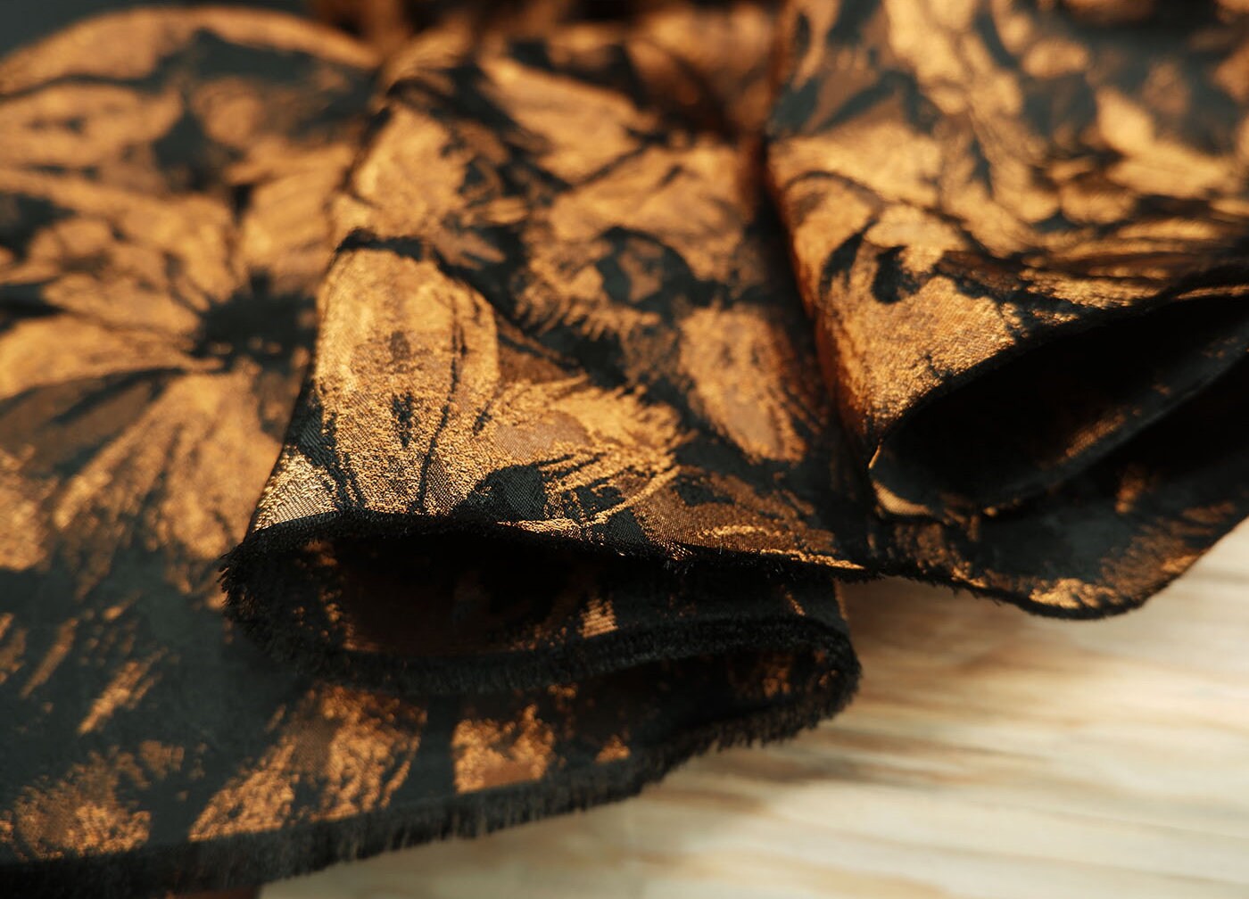 Black Gold Jacquard Fabric, Luxury Gold Fabric, Gradient Oil Painting ...