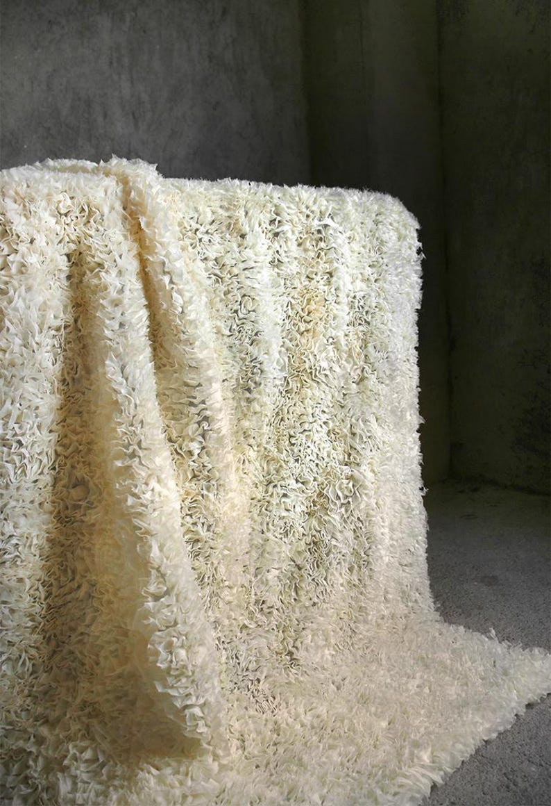 Krämfärgat tyg, veckat tyg, dimensionellt tyg, texturerat tyg, förtjockat tyg, kreativt tyg, siluetttyg, metervara, A362-2 bild 8