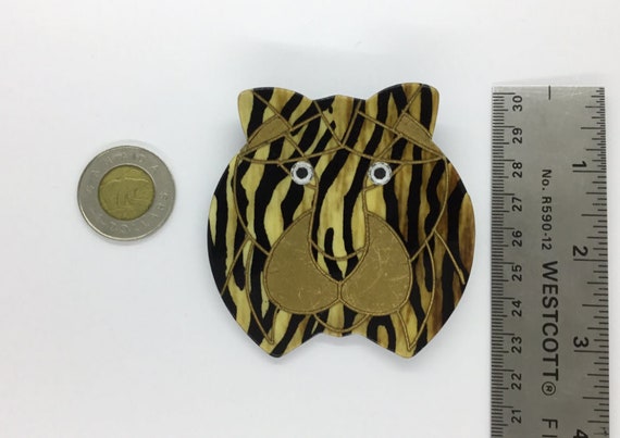 Tiger Head Face Brooch Pin Plastic Enamel Gold To… - image 3