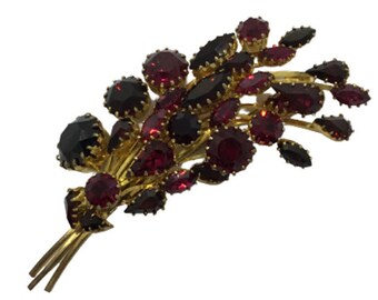 Vintage brooch pin faux ruby red rhinestone flower bouquet jewelry