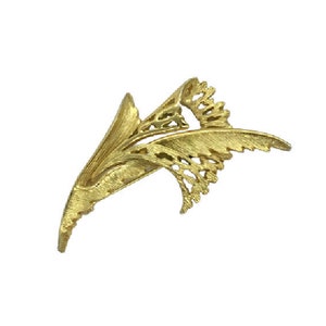 Vendome Brooch Gold Tone Feather Flower Pin Jewelry Rare