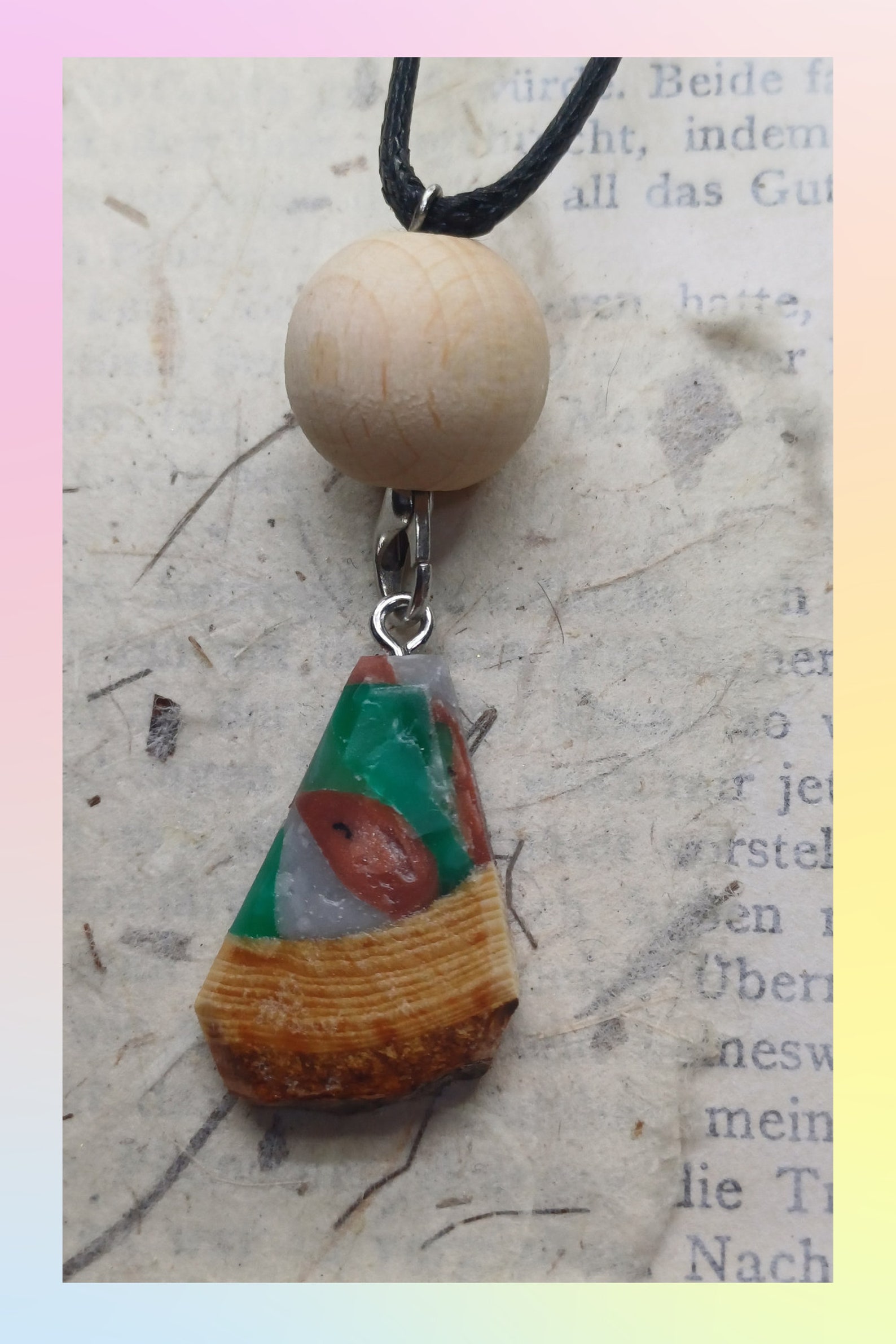 Farbenfroher Holz-Mix