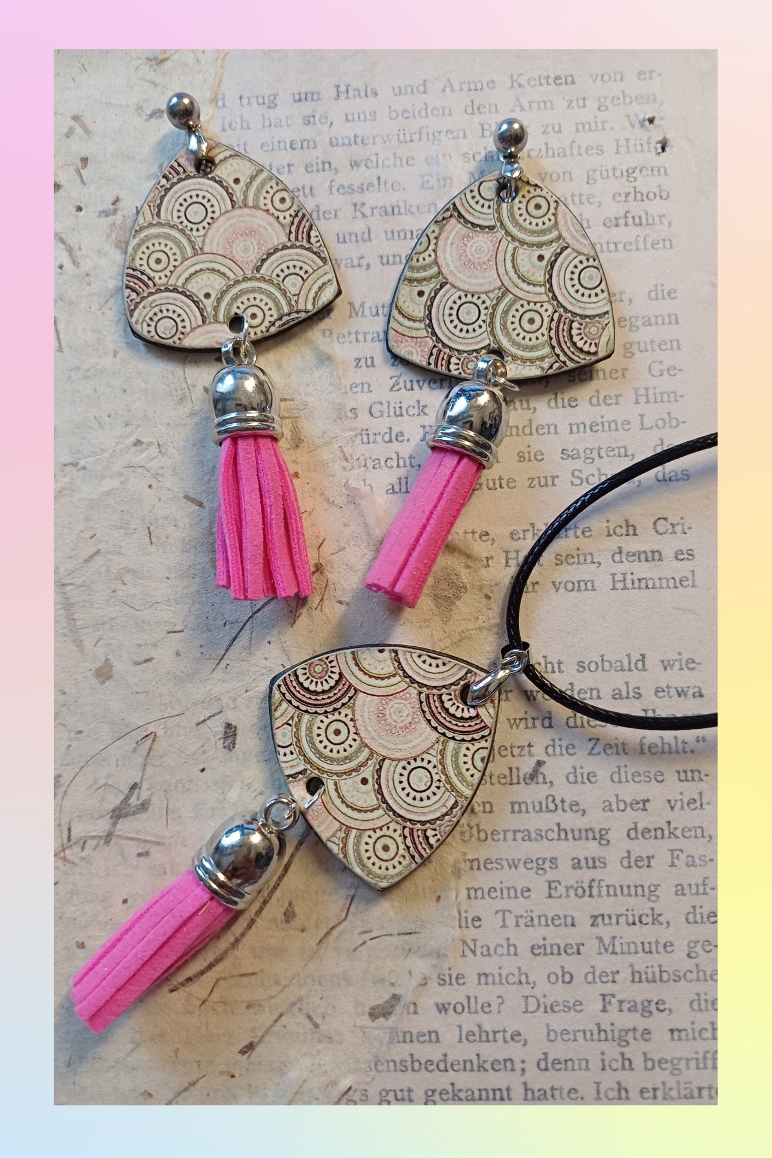 Mandala-Magie – Ohrschmuck mit pinkem Schwung und Boho-Flair