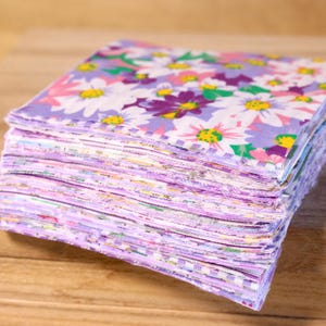 50 Beauty Mix Lila Baumwollstoff,Zuschnitte 10,2cm Quadrate Stoff,Quiltstoff, Patchworkstoff, Stoffe, Nähen, Basteln Material diy