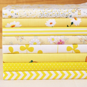 8 verschiedene gelbe Baumwollstoff Quilting, Pre Cut Charm Patchwok 10 "Quadrate Scraps Lot DIY