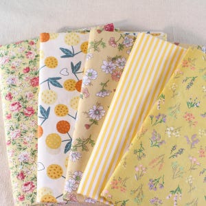 5 Assorted Yellow Cotton Fabric Quilting,Precut 10&quot; Squares Bundle,Vintage Floral Fabric,Sewing Craft Charm Patchwork Scraps DIY