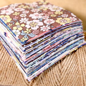 100 Coffee Blue Floral Fabric, Fabric Scraps Remnants,Precut 4 inch squares Fabric Patchwork,Fabric Bundle,100% Cotton diy craft sewing