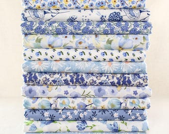 12 retalhos de tecido de algodão azul estampado, ideais para patchwork, costura e confecção de patchwork. Pacote com 12 retalhos pré-cortados em quadrados para projetos DIY.