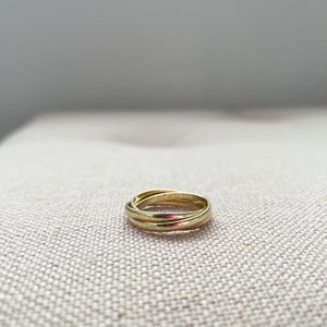 Yellow Gold Interlocking Ring, 14k Gold, Trinity ring, Three bands, Gold bands, Yellow Gold, Wedding ring, Stacking ring