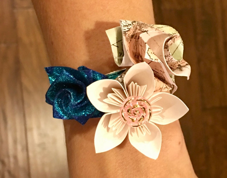 Handcrafted Paper Flowers, Bouquets, Gifts, and More image 8