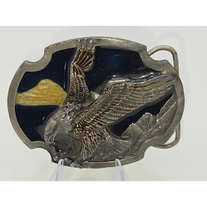 1986 Vintage Buckle - Etsy display picture 1