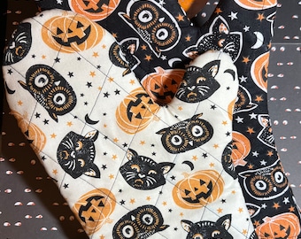 Halloween Oven Mitt