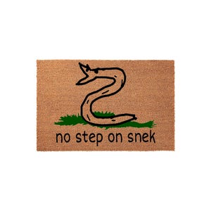 Funny Snake Doormat: No Step On Sneek Meme, Gadsden Snake, Welcome Mat, Door Mat, Closing Gift, Housewarming Gift
