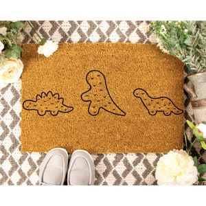 Felpudo con forma de pepitas de dinosaurio, regalo para casa nueva, decoración del hogar, regalo divertido, felpudo de bienvenida, regalo único, regalo de mudanza, inauguración de la casa 5333**