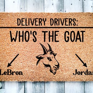 Entrega de felpudos: ¿Lebron o Jordan? Felpudo de bienvenida, felpudo divertido, decoración del hogar, regalo de cierre, felpudo, alfombra, regalo para casa nueva, baloncesto 7810