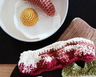 Crochet food breakfast set - bacon and fried egg. Play food toys, kids kitchen, accessories for playing kitchen, amigurumi food grocery