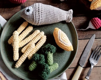 Dinner set fish and chips, broccoli, lemon. Food for play kids kitchen, Pretend play kitchen accessories, toddler sensory toys, Waldorf toys