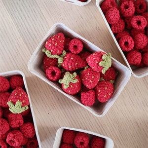 Set of crochet 5 strawberries and 10 raspberries for play kids kitchen, birthday gift toddler, pretend play fruits, beautiful handmade toys. image 8