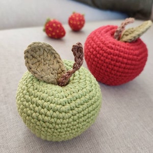 Crochet fruit apple toy for kids, kitchen accessories. Pretend play food. Montessori baby toy, gift for toddler, educational preschool toy image 3