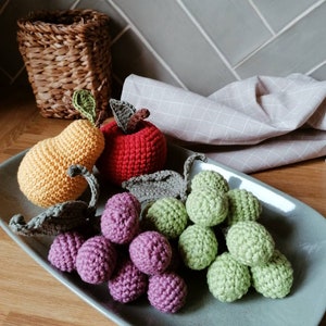Crochet fruit apple toy for kids, kitchen accessories. Pretend play food. Montessori baby toy, gift for toddler, educational preschool toy image 6