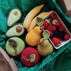 Crochet fruit apple toy for kids, kitchen accessories. Pretend play food. Montessori baby toy, gift for toddler, educational preschool toy image 2