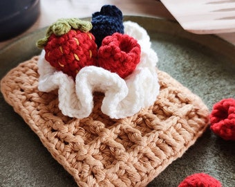 Crochet food - set waffle with fruit. Play food set, kitchen accessories. Birthday gift for toddler, crochet fruit, sweet set toys for baby