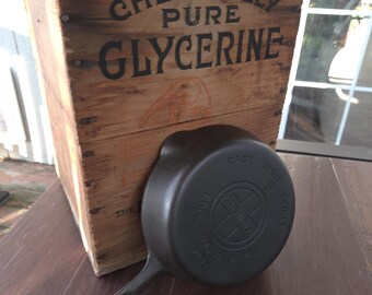 Sartén de hierro fundido Griswold n.° 5 con logotipo grande en bloque, restaurada.