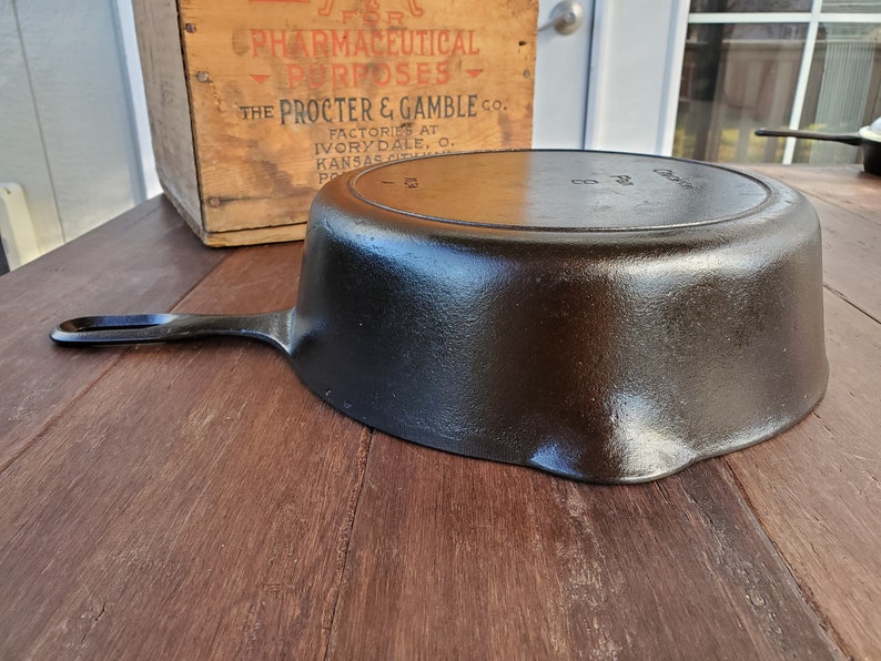 Griswold Iron Mountain 8 Chicken Pan With Matching Lid Etsy
