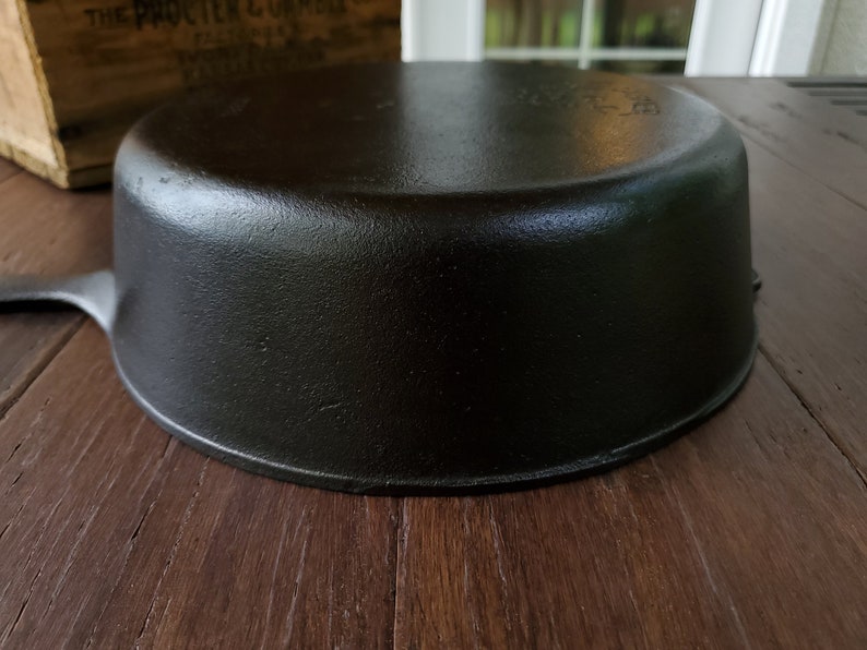 Wagner 8 Cast Iron Deep Skillet Chicken Fryer 1088 Restored Etsy