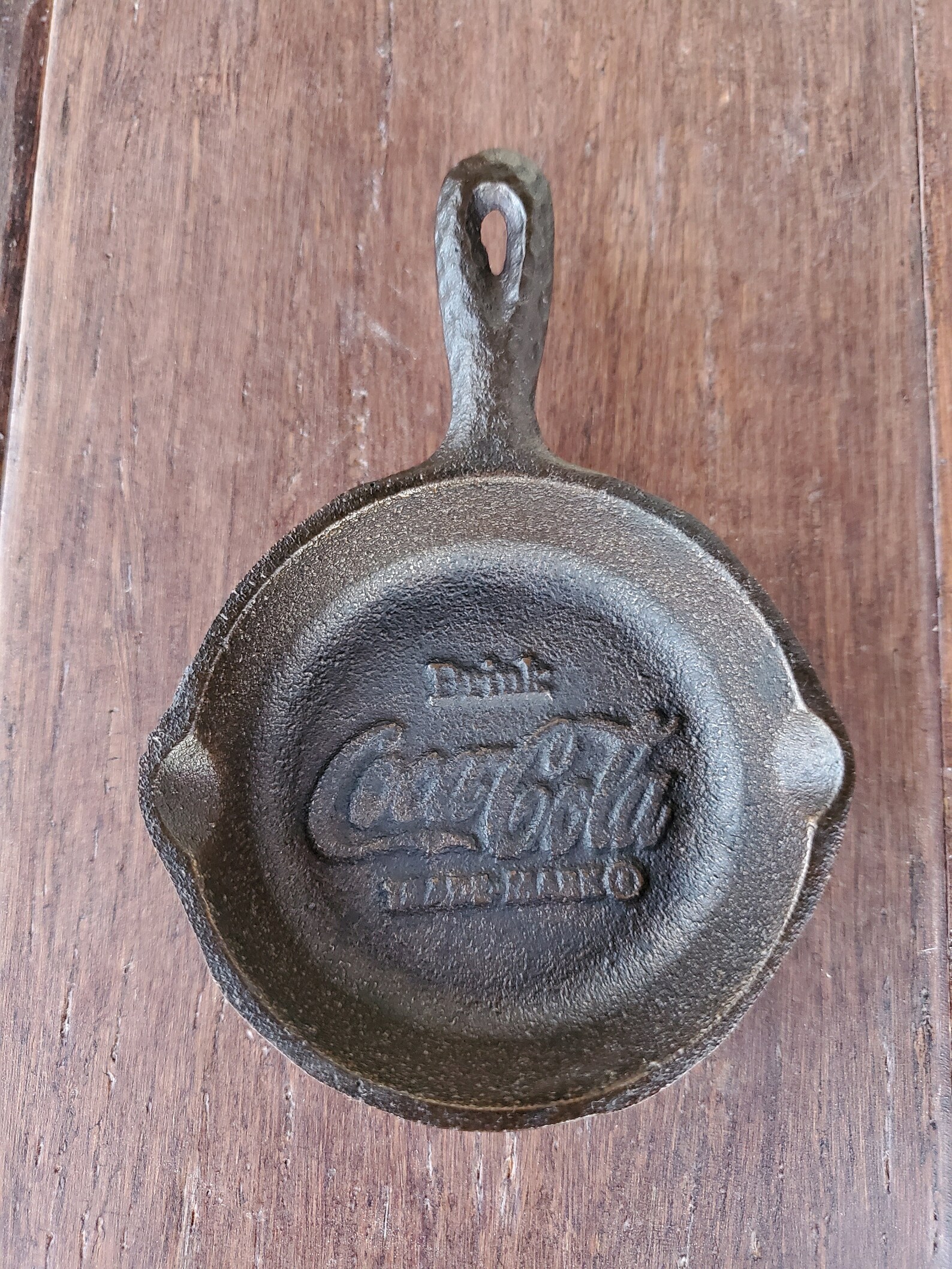 Lodge 00 Mini Hammered Cast Iron Skillet With HTF CocaCola Etsy