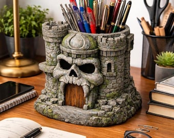 Handgeschilderde schedelkast bureauhouder: gotisch fantasiedecor, 7 inch hooglandenfort