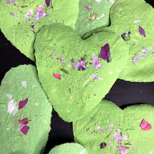 Green Plantable Seed Paper Gift Tag Hearts, 5 Large Green, White, Pink or Purple Party Favours, Greenthumb Recycled Handmade Tags, Gift Bags