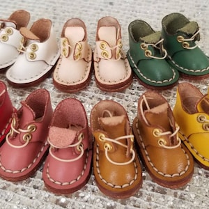 A pair of cute Leather boots for Blythe/Azone/Licca/Pullip