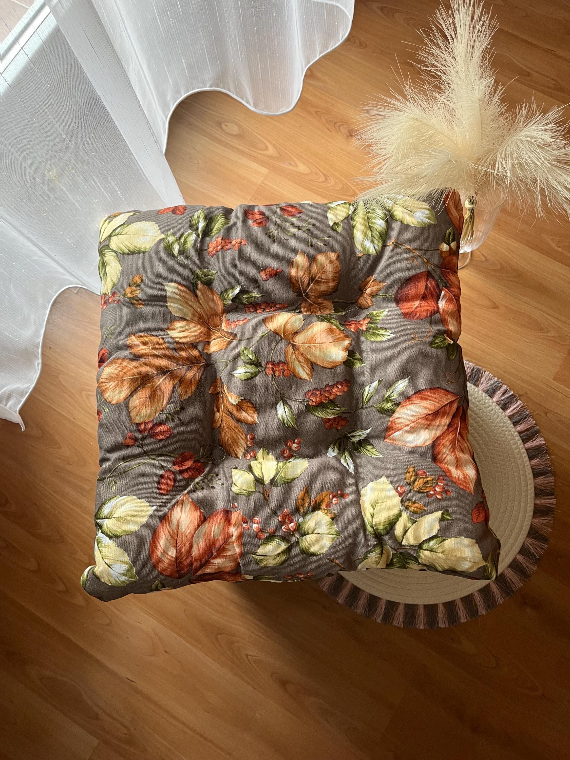 Pioneer woman vintage bloom chair pad cheap