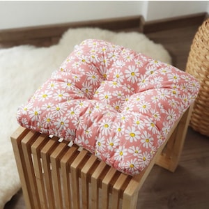 Pillow on a Chair, Pink Floral, Chair Pads with Ties, Seat Pad, Outdoor Seat Cover, Dining Chair Cushion, Square Patio Cushions, Tufted