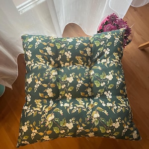 Pillow for chair with Ties, Heart, Indoor, Seat Pad, Tufted Seat Cushion, Pillow for Chair, Chair Pad, Dining Chair Cushion, Kitchen Cushion