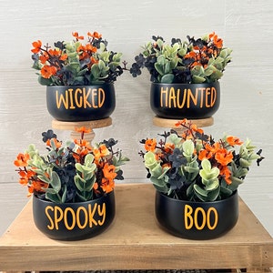 Halloween tiered Tray mini floral arrangement, Halloween home decor, Halloween tiered tray decor, Halloween florals, black and orange decor