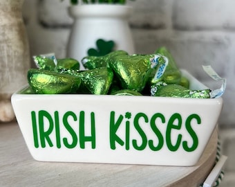 St Patrick's tiered tray, St. Patrick's Day tiered tray decor, irish kisses, tiered tray accessory, St Patricks Day candy dish, tray decor